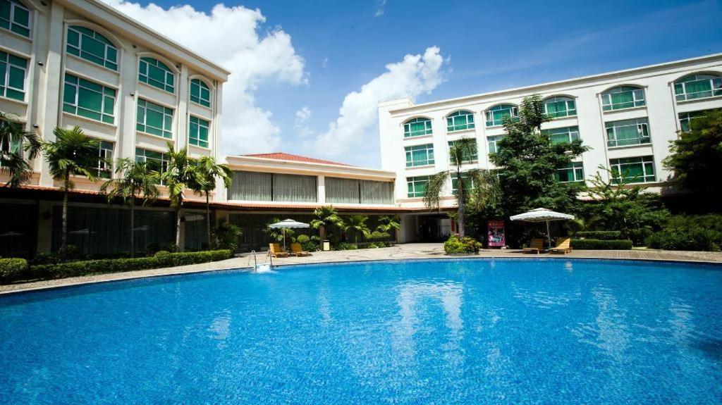 ויינטיאן San Jiang Grand Hotel מראה חיצוני תמונה