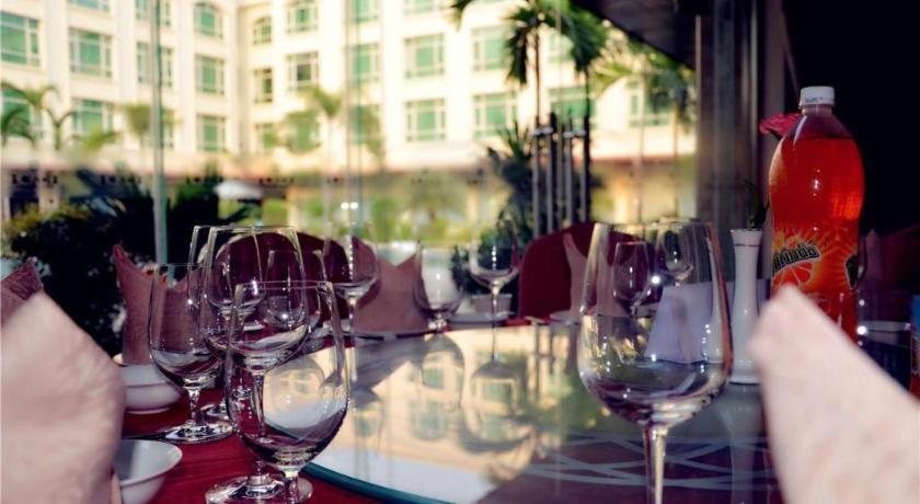 ויינטיאן San Jiang Grand Hotel מראה חיצוני תמונה