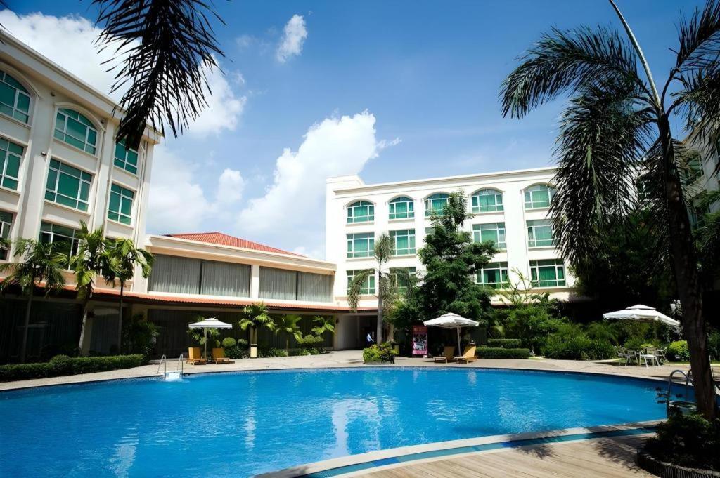 ויינטיאן San Jiang Grand Hotel מראה חיצוני תמונה